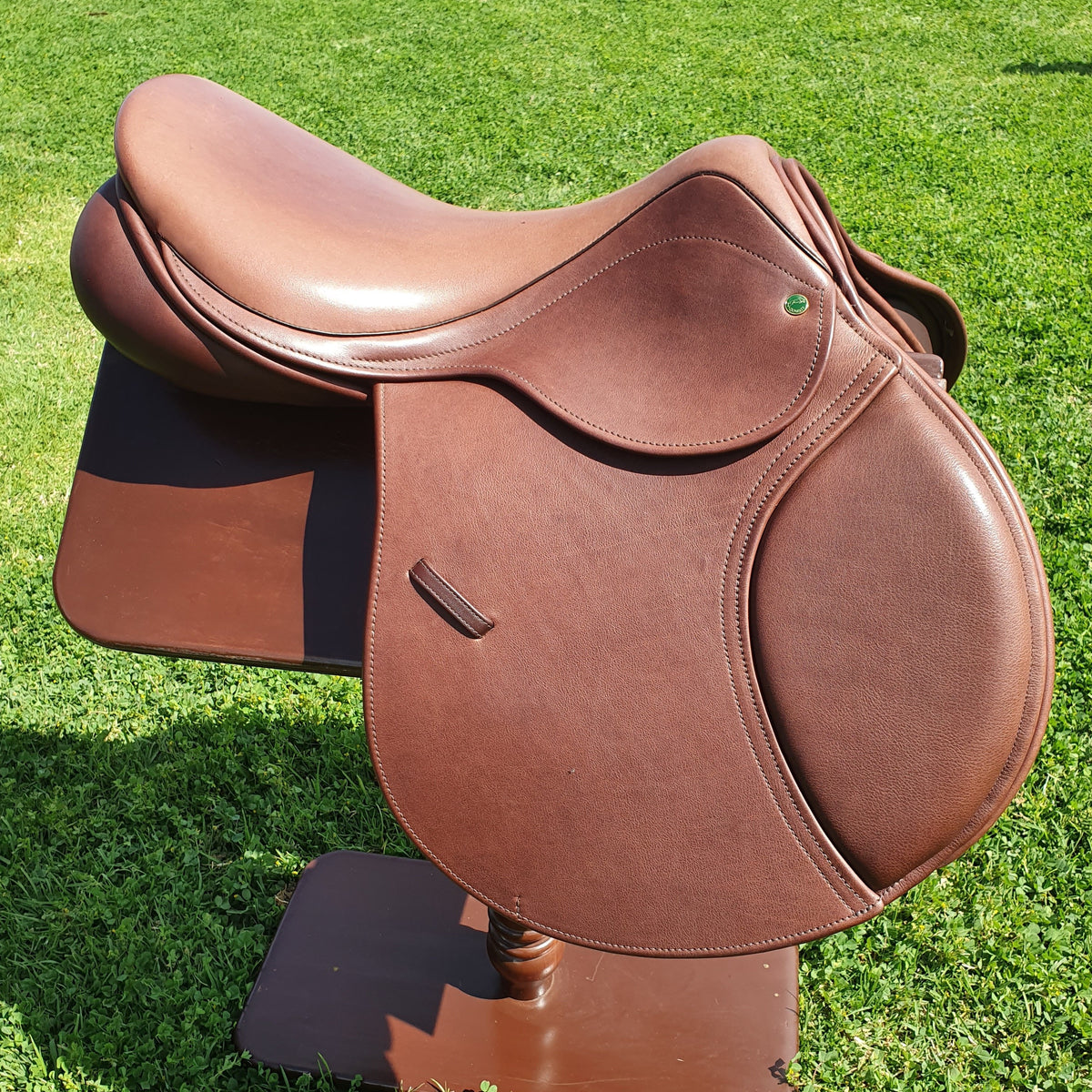 County Solution HJ 17.5" Demo Saddle